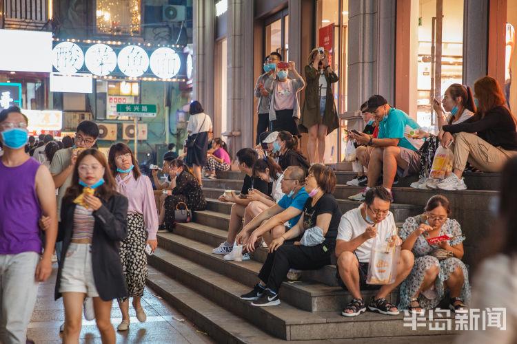 假期假期夜晚哪最火？还是台东人气旺！